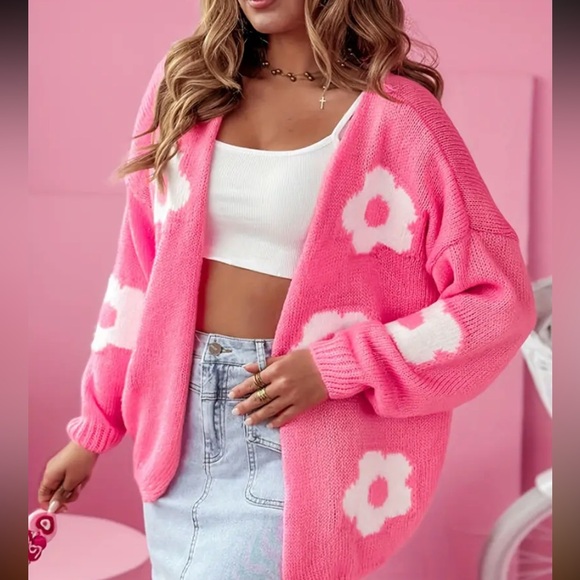 Sweaters - Jacquard Knit Cardigan